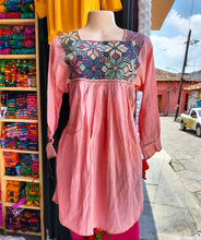 Load image into Gallery viewer, Handmade Chiapas Blouse
