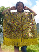 Load image into Gallery viewer, Handmade Wool Jorongo for Autumn and Winter
